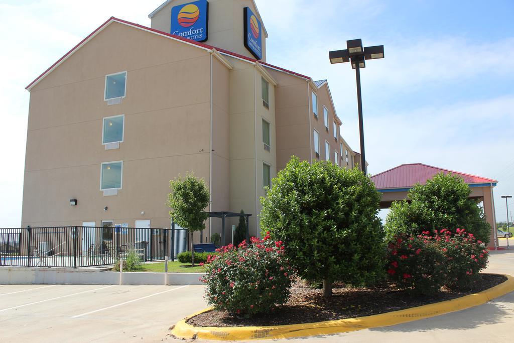 Comfort Inn & Suites Elk City Bagian luar foto