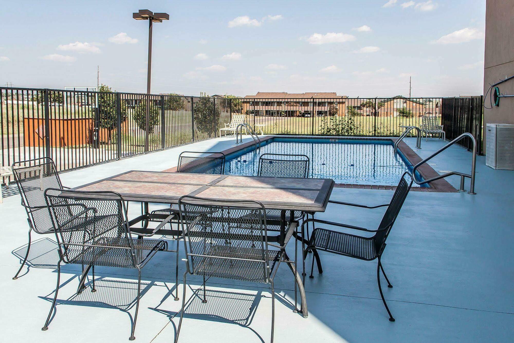 Comfort Inn & Suites Elk City Bagian luar foto